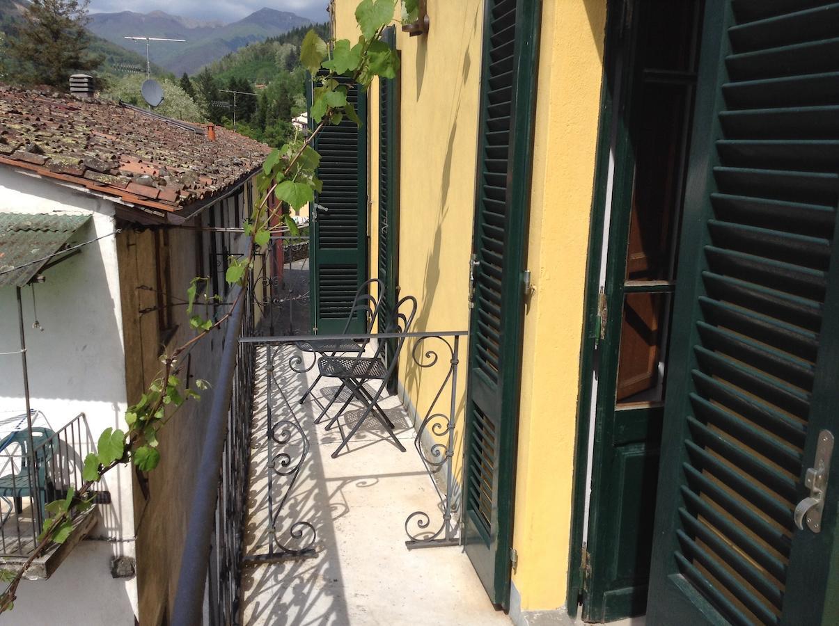 Casa Fontana Tuscany B&B Barga Quarto foto